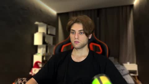 Snapshot of devilnut1 chatting on 10, 11, 2025 devilnut1 online show from 10, 11, 2025