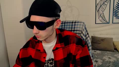 devin_ho online show from 24, 2, 2025