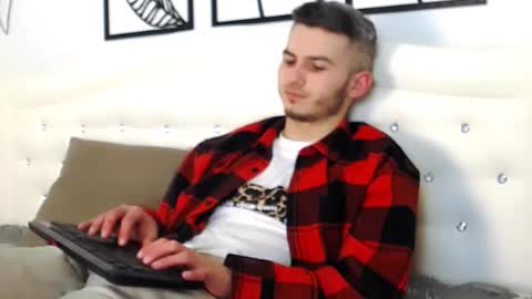 devin_ho online show from 3, 3, 2025