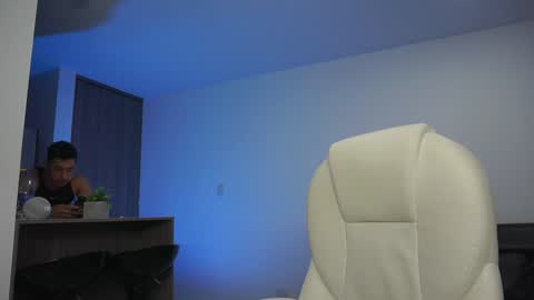 Devin Hunter online show from 7, 12, 2024