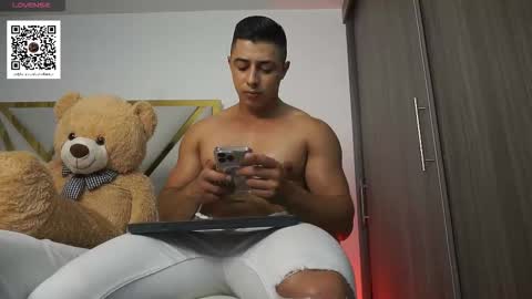 Devin Hunter online show from 24, 11, 2025