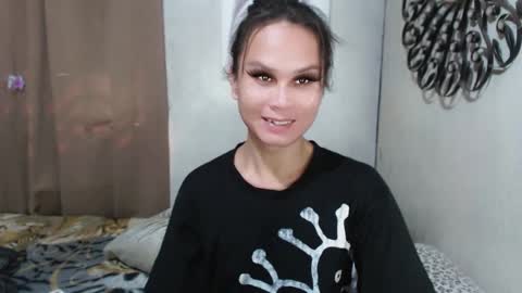 Snapshot of devine_g chatting on 28, 1, 2025 Igat online show from 28, 1, 2025