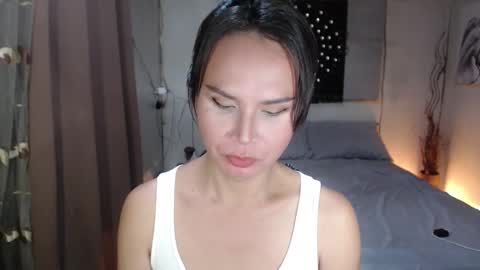 Snapshot of devine_g chatting on 7, 2, 2025 Igat online show from 7, 2, 2025