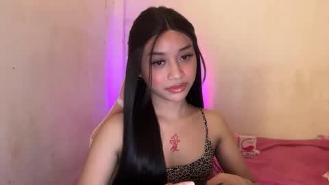 Devine Greyson online show from 8, 11, 2025