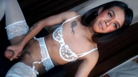 Snapshot of devoncummer chatting on 3, 1, 2025 rhiane online show from 3, 1, 2025