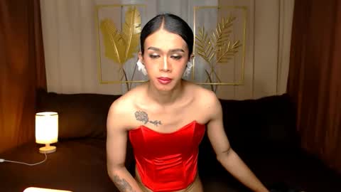 Snapshot of devoncummer chatting on 16, 10, 2025 rhiane online show from 16, 10, 2025