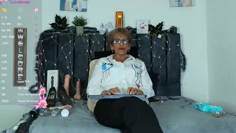 Devora online show from 5, 12, 2025