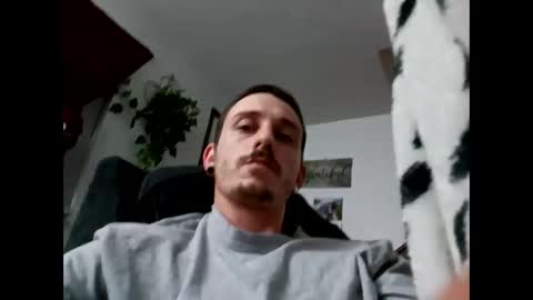 Snapshot of devour112376 chatting on 28, 9, 2025 DeVour online show from 28, 9, 2025