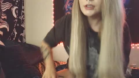 Snapshot of devyn_winter chatting on 30, 3, 2026 devyn winter online show from 30, 3, 2026