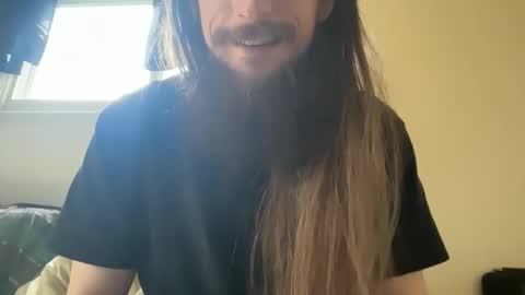 Snapshot of deweydreams chatting on 13, 4, 2026 deweydreams online show from 13, 4, 2026