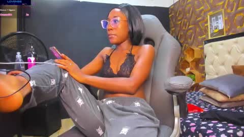 Snapshot of deyy_madisson chatting on 26, 1, 2025 Madisson online show from 26, 1, 2025