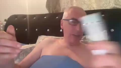 Snapshot of dfraserc chatting on 9, 6, 2026 dfraserc online show from 9, 6, 2026