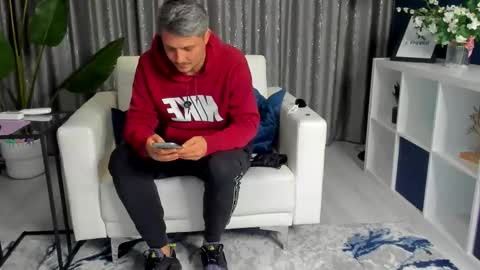 Snapshot of dgxhoya chatting on 2, 10, 2025 dgxhoya online show from 2, 10, 2025