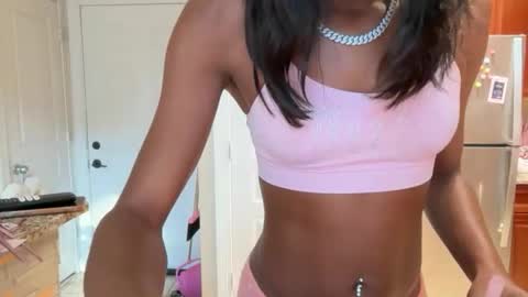 Snapshot of di0rd0lly chatting on 2, 2, 2026 Dolly online show from 2, 2, 2026