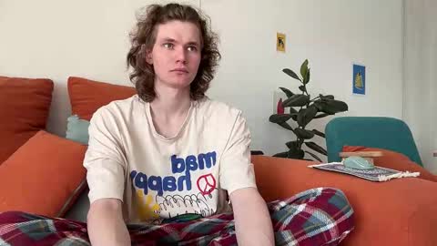 Snapshot of di_n_alex chatting on 21, 3, 2026 Di Alex online show from 21, 3, 2026