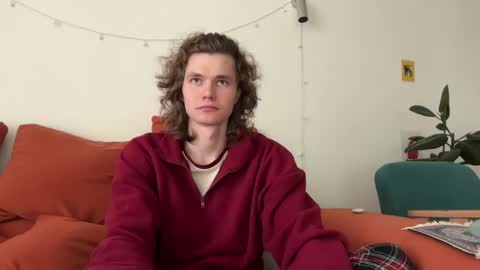 Snapshot of di_n_alex chatting on 19, 4, 2026 Di Alex online show from 19, 4, 2026