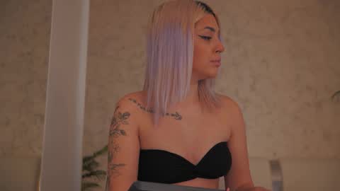 Thea online show from 22, 2, 2026