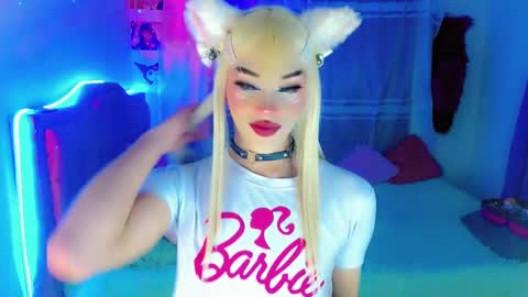 Snapshot of diamond_hott1 chatting on 5, 1, 2025 AmayaGirl online show from 5, 1, 2025