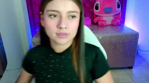 Snapshot of diamond_juliana_ chatting on 17, 7, 2026 diamond_juliana_ online show from 17, 7, 2026