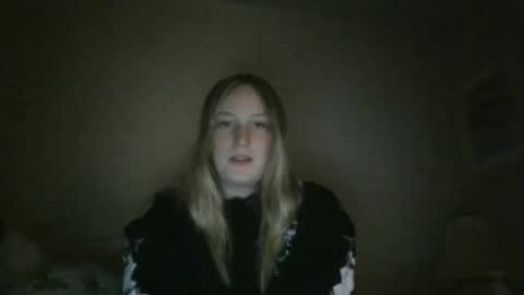 Snapshot of diamondj2104 chatting on 14, 11, 2025 diamondj2104 online show from 14, 11, 2025