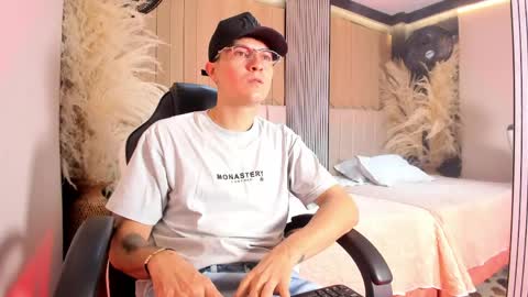 Snapshot of diamondss_1 chatting on 15, 5, 2026 diamondss_1 online show from 15, 5, 2026