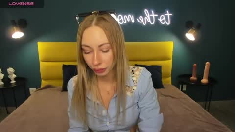 Snapshot of diana_garrett chatting on 16, 4, 2026 Diana online show from 16, 4, 2026