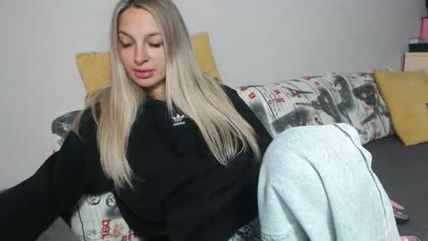 Snapshot of diana_lambert chatting on 5, 11, 2025 diana_lambert online show from 5, 11, 2025