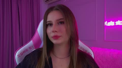 Snapshot of dianabecker chatting on 15, 1, 2026 Diana online show from 15, 1, 2026