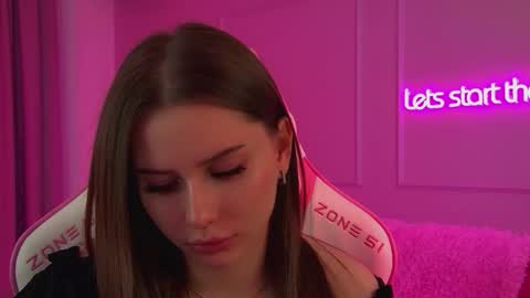 Snapshot of dianabecker chatting on 5, 2, 2026 Diana online show from 5, 2, 2026