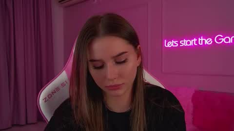 Snapshot of dianabecker chatting on 12, 3, 2026 Diana online show from 12, 3, 2026