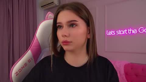 Snapshot of dianabecker chatting on 18, 3, 2026 Diana online show from 18, 3, 2026