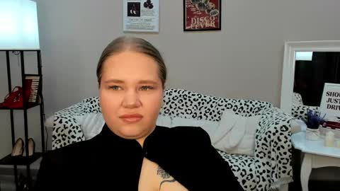 Snapshot of dianakristol chatting on 9, 5, 2026 Diana online show from 9, 5, 2026