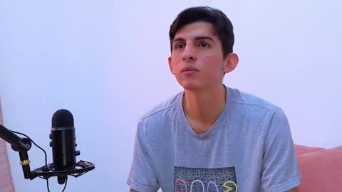 Ana  Leo online show from 17, 2, 2025