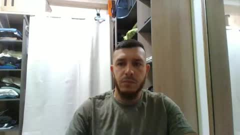 Snapshot of dible18 chatting on 30, 4, 2026 dible18 online show from 30, 4, 2026