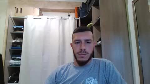 Snapshot of dible18 chatting on 4, 5, 2026 dible18 online show from 4, 5, 2026