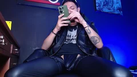 Snapshot of dicaprioo_ chatting on 16, 2, 2026 DICAPRIO online show from 16, 2, 2026