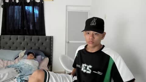 dick online show from 19, 11, 2025