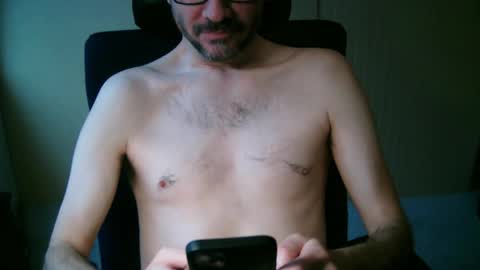 Snapshot of dick_playy chatting on 24, 10, 2025 dick_playy online show from 24, 10, 2025