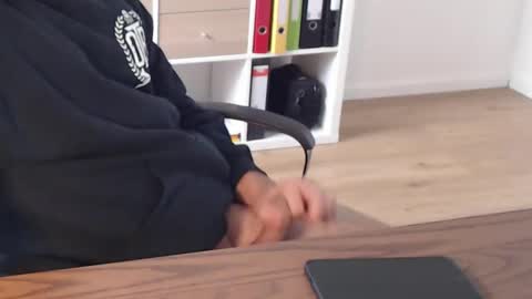 dickeeier96 online show from 10, 11, 2025