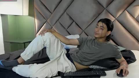 dickie_dicking online show from 24, 11, 2025