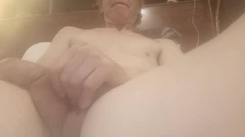 dickielee306251 online show from 4, 2, 2026