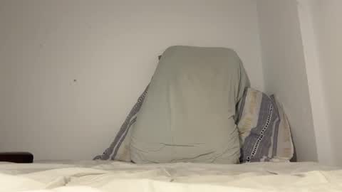 Im Julian  all cum shot videos here    online show from 10, 3, 2025