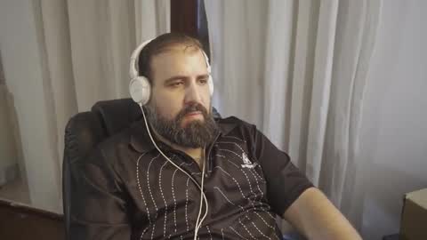 Snapshot of dicristalino chatting on 18, 4, 2026 Cristian Dipolino online show from 18, 4, 2026