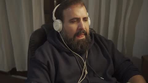 Snapshot of dicristalino chatting on 27, 4, 2026 Cristian Dipolino online show from 27, 4, 2026