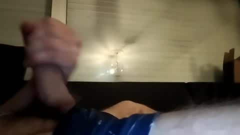 Snapshot of dieanddyl chatting on 5, 8, 2026 dieanddyl online show from 5, 8, 2026