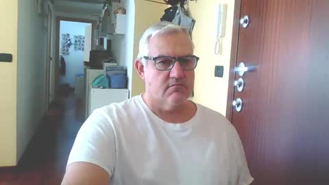 Snapshot of diego_riv71 chatting on 28, 11, 2025 Diego ITA 71 online show from 28, 11, 2025