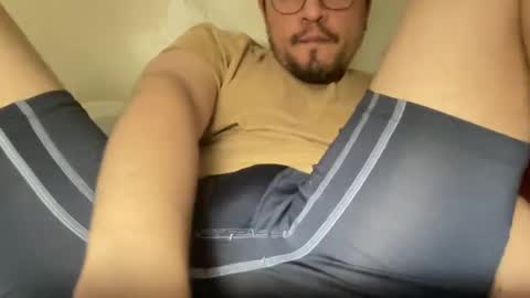 Snapshot of diegobut chatting on 5, 2, 2025 diegobut online show from 5, 2, 2025