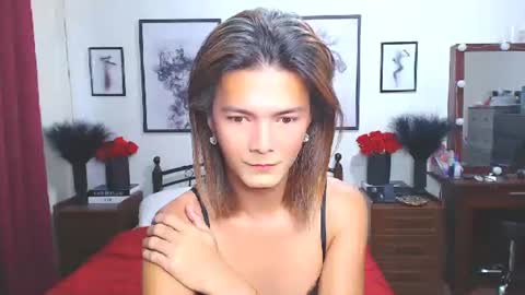 Dennesse online show from 6, 11, 2025