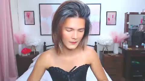 Dennesse online show from 26, 2, 2026