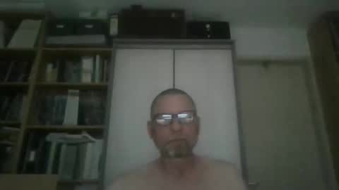 Snapshot of dierenfeld chatting on 21, 4, 2026 dierenfeld online show from 21, 4, 2026
